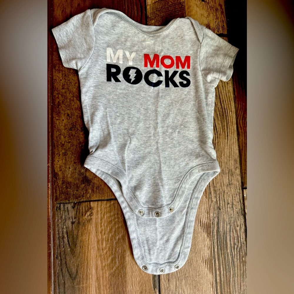 Old Navy Onesie Sized 3-6 Months